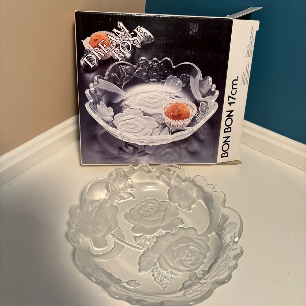 ISH Glass Bowl with Floral Motif